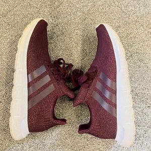 Womens Adidas Swift run shoes